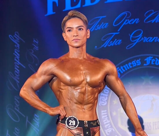 鈴木 成彰トレーナー
